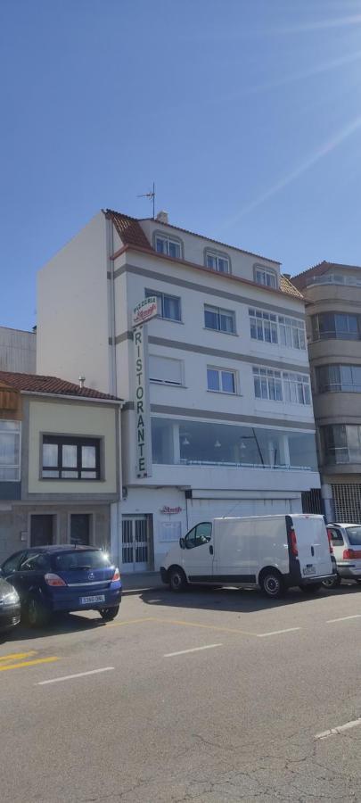 Apartamentos Orillamar O Grove Luaran gambar